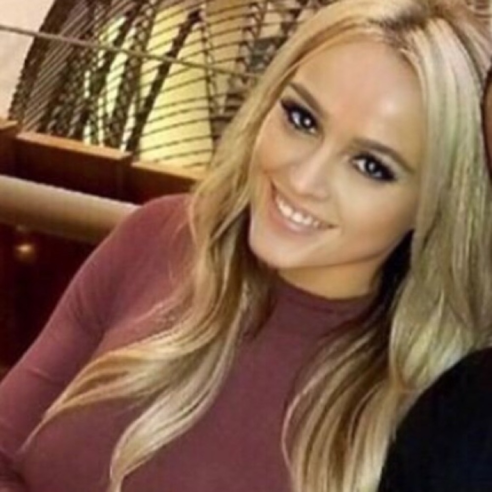 Meet your Posher, Ania